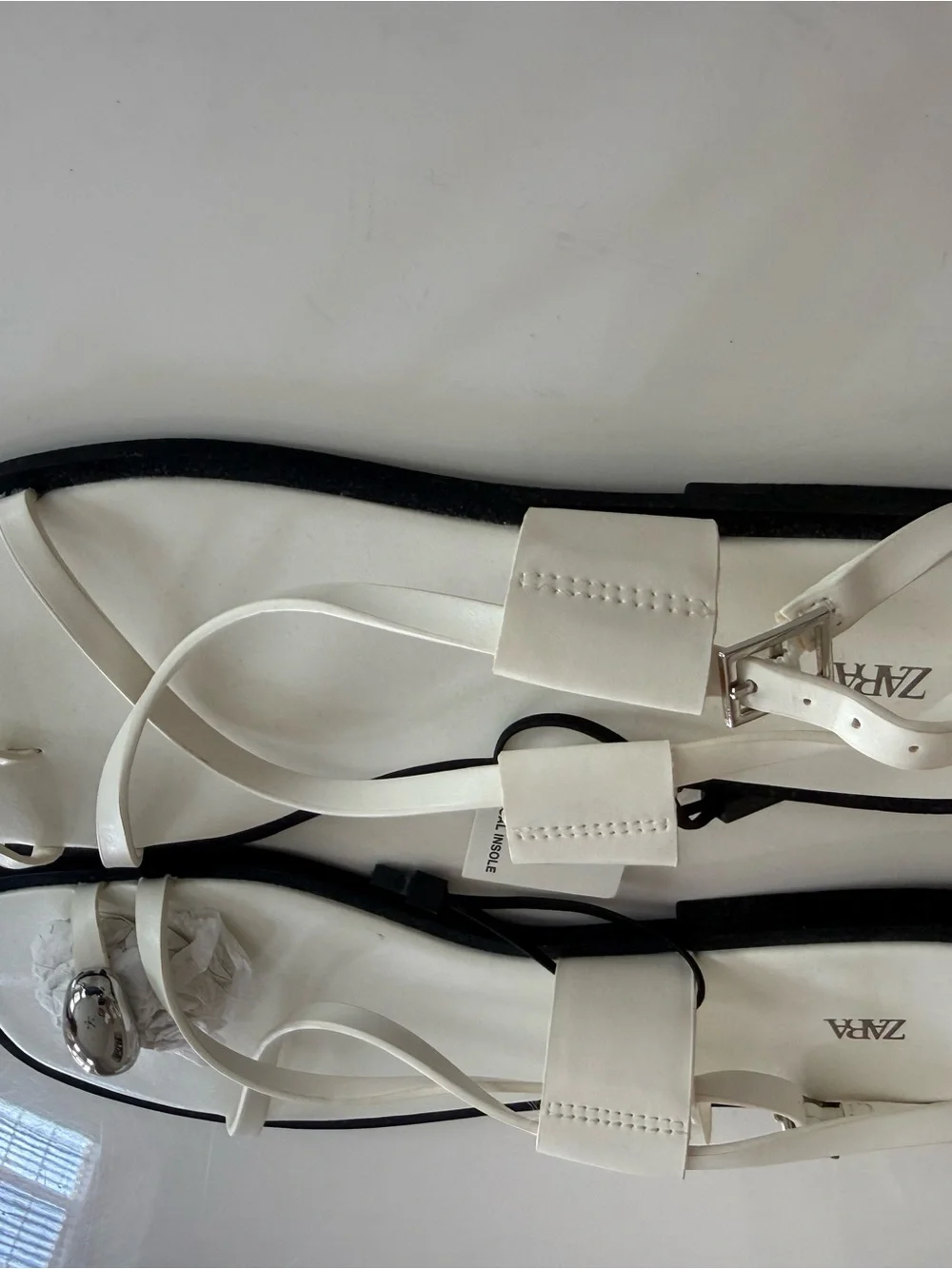 NEW Zara White Strappy Flat Sandals with Silver Toe Ring Accent